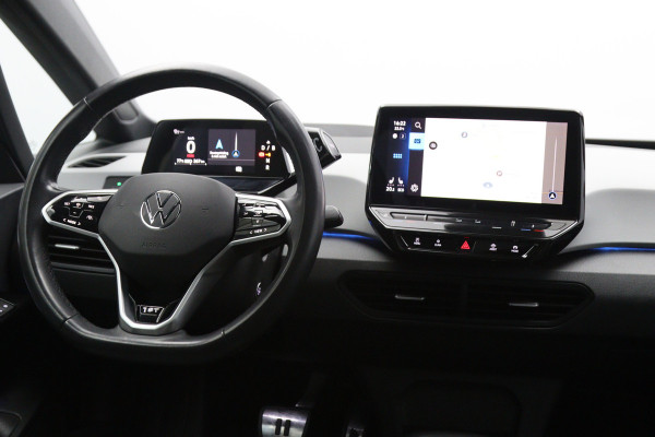 Volkswagen ID.3 First Max 58 kWh 204 PK, SOH 92 %, Matrix-LED, Panoramadak, adap. Cruise Control, Winterpakket, Head-UpMassage