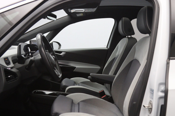 Volkswagen ID.3 First Max 58 kWh 204 PK, SOH 92 %, Matrix-LED, Panoramadak, adap. Cruise Control, Winterpakket, Head-UpMassage