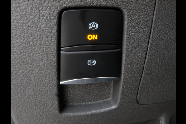 Ford E-Transit Bestelauto 350 L4 Trend 184pk Elektrisch | 68kwh | Ford Voorraad | PRIJS o.b.v. SUBCONTRACTOR | Volledige inrichting | Side bars | Doorloopfunctie cabine | Subco |