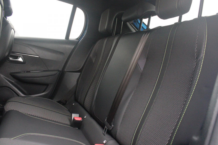 Peugeot 208 1.2 Hybrid 145PK AUTOMAAT GT | CAMERA VOOR + ACHTER | NAVIGATIE | DRAADLOZE APPLE CARPLAY/ANDROID AUTO | FULL LED KOPLAMPEN | LICHTMETALEN VELGEN 17" | DODEHOEK DETECTIE | DRAADLOZE TELEFOONLADER | KEYLESS ENTRY/START | DAB+ RADIO | ADAPTIVE CRUISE CONTROL | CLIMATE CONTROL |