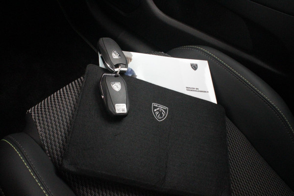 Peugeot 208 1.2 Hybrid 145PK AUTOMAAT GT | CAMERA VOOR + ACHTER | NAVIGATIE | DRAADLOZE APPLE CARPLAY/ANDROID AUTO | FULL LED KOPLAMPEN | LICHTMETALEN VELGEN 17" | DODEHOEK DETECTIE | DRAADLOZE TELEFOONLADER | KEYLESS ENTRY/START | DAB+ RADIO | ADAPTIVE CRUISE CONTROL | CLIMATE CONTROL |