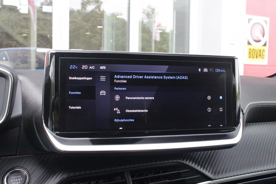 Peugeot 208 1.2 Hybrid 145PK AUTOMAAT GT | CAMERA VOOR + ACHTER | NAVIGATIE | DRAADLOZE APPLE CARPLAY/ANDROID AUTO | FULL LED KOPLAMPEN | LICHTMETALEN VELGEN 17" | DODEHOEK DETECTIE | DRAADLOZE TELEFOONLADER | KEYLESS ENTRY/START | DAB+ RADIO | ADAPTIVE CRUISE CONTROL | CLIMATE CONTROL |