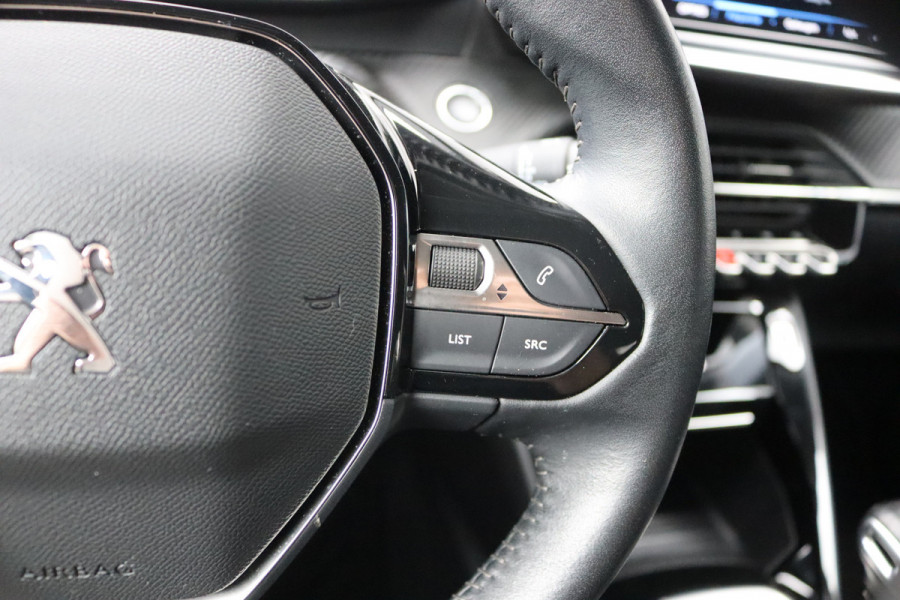 Peugeot 2008 1.2 PureT. 130PK Allure Gr.-Navigatie/Camera/Cruise-control/Carplay-android