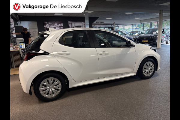 Toyota Yaris 1.5 Hybrid 115 Comfort/navi/camera/cruisec/lane assist/boeken