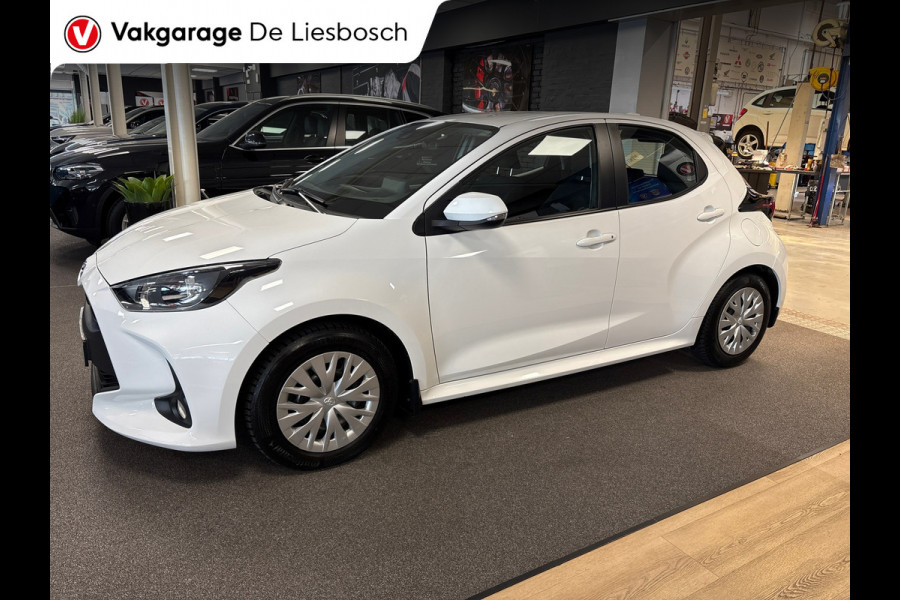Toyota Yaris 1.5 Hybrid 115 Comfort/navi/camera/cruisec/lane assist/boeken