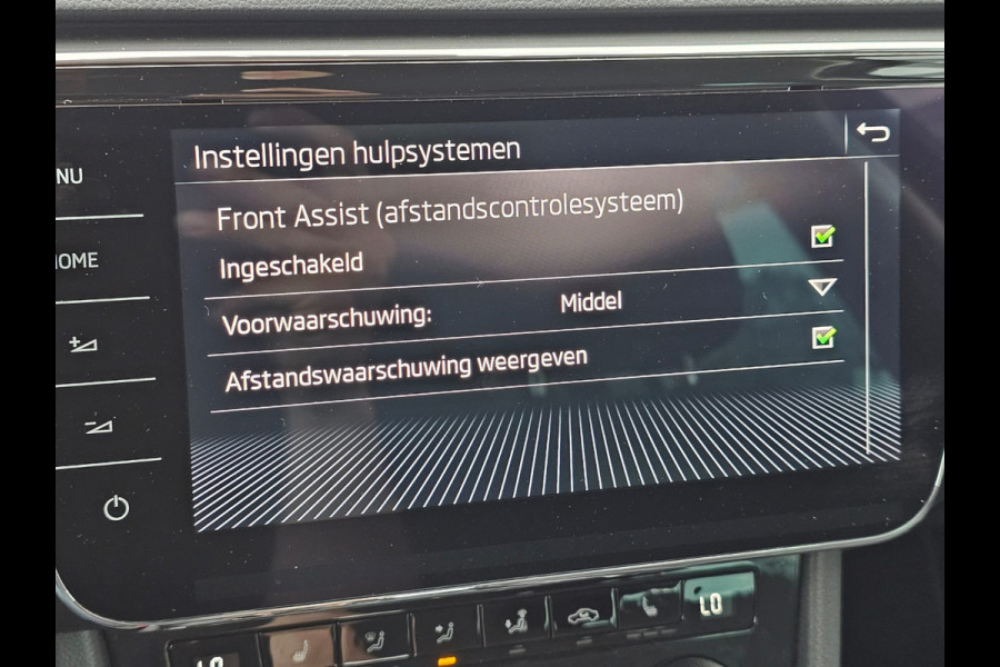 Škoda Superb Combi 1.5 TSI ACT Style Business | Navi | Camera | Wegkl. Trekhaak | Stoelverwarming |
