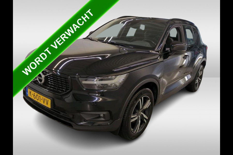Volvo XC40 1.5 T2 130PK R-Design / Trekhaak / 1/2 Leder / Airco-ecc./ Navigatie / Stoelverwarming / Pdc. / Apk 11-2026