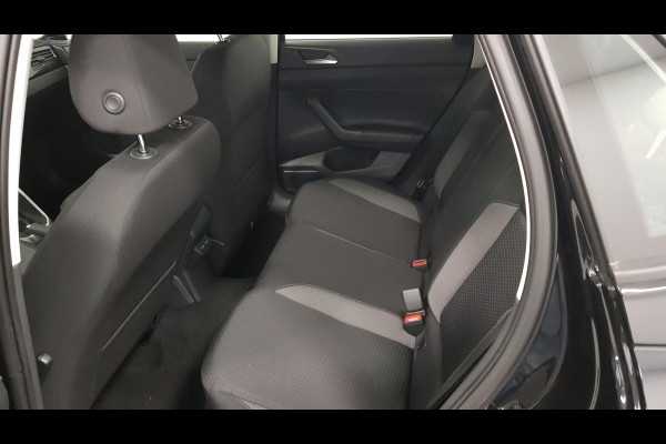 Volkswagen Polo 1.0 TSI Automaat Life Navigatie Airco Digitale Cockpit Stoelverwarming DAB Led Parkeer sensoren