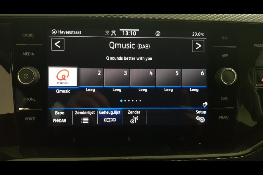 Volkswagen Polo 1.0 TSI Automaat Life Navigatie Airco Digitale Cockpit Stoelverwarming DAB Led Parkeer sensoren