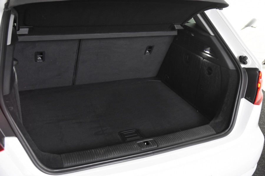 Audi A3 Sportback 40 TFSI e Advance *1ste Eigenaar*Leer*Stoelverwarming*Navigatie*