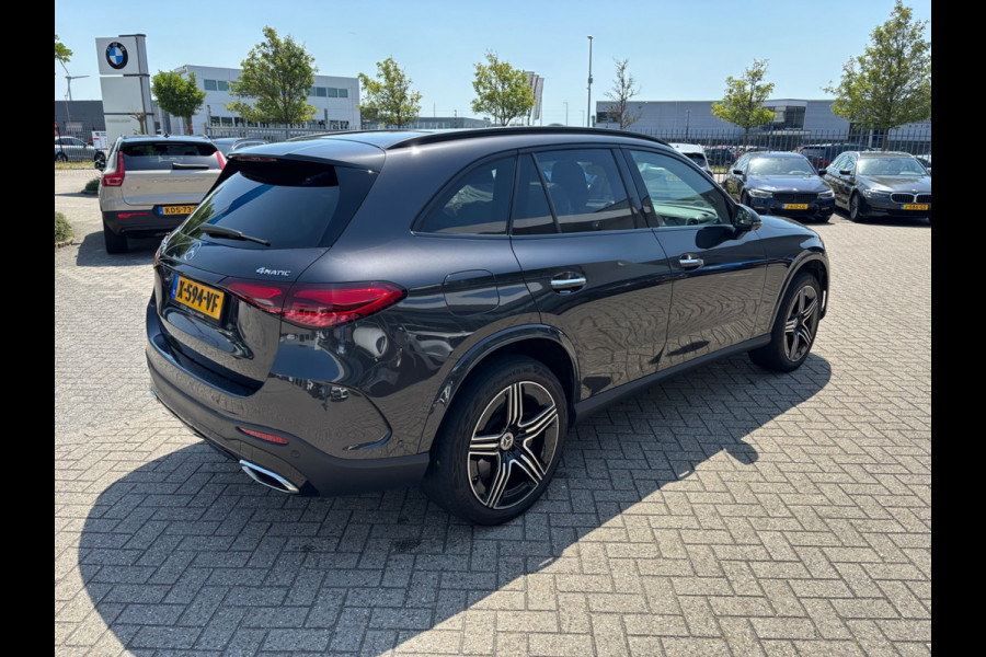 Mercedes-Benz GLC 300e AMG // Panorama dak // Trekhaak // Burmester // Headup // Memory Stoelen // Distronic // 360 Camera
