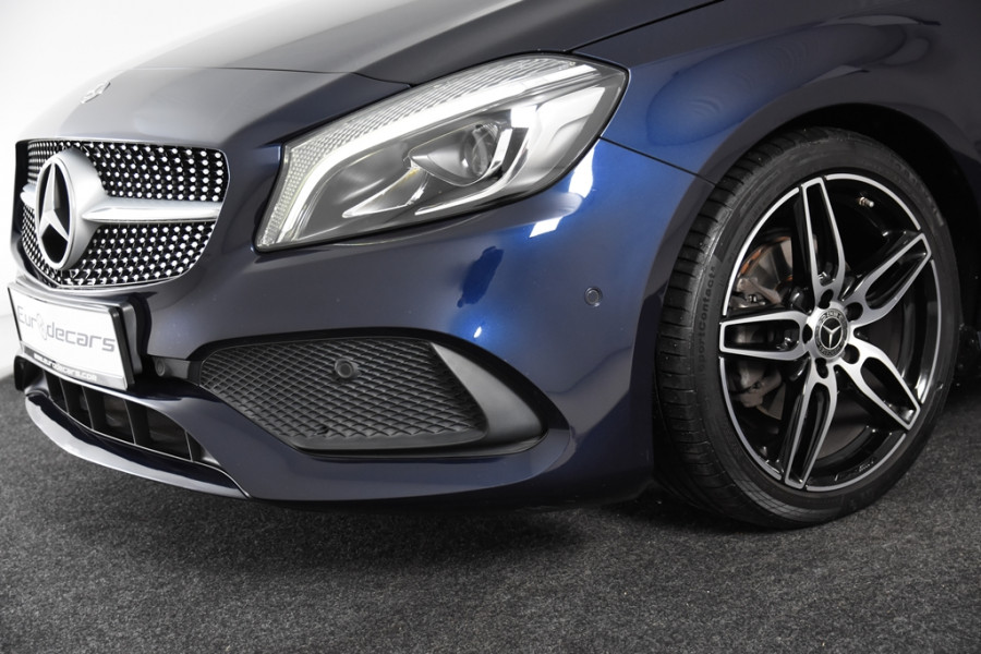 Mercedes-Benz A-Klasse 180 AMG-Line Ambiente *Navi*Stoelverwarming*