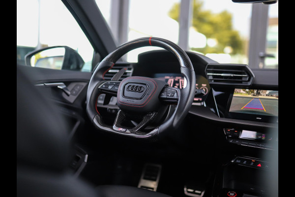 Audi RS 3 Limousine 2.5 TFSI A3 quattro | Keramisch | Carbon | Keyless | B&O | Pano