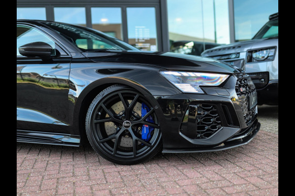 Audi RS 3 Limousine 2.5 TFSI A3 quattro | Keramisch | Carbon | Keyless | B&O | Pano