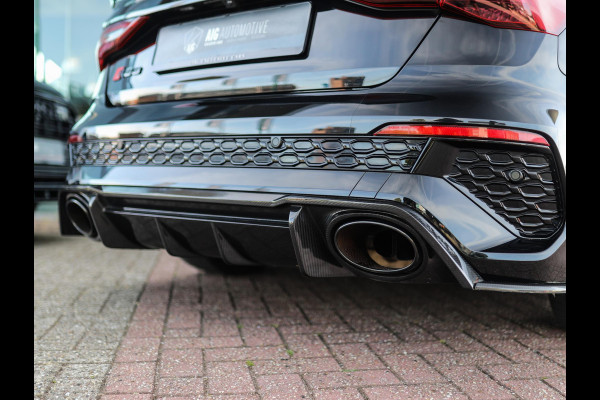 Audi RS 3 Limousine 2.5 TFSI A3 quattro | Keramisch | Carbon | Keyless | B&O | Pano