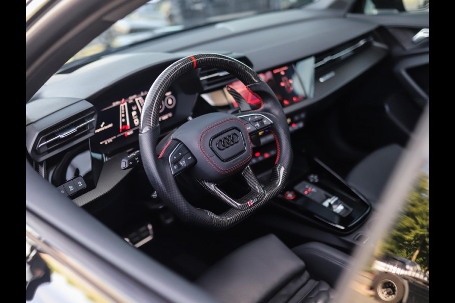 Audi RS 3 Limousine 2.5 TFSI A3 quattro | Keramisch | Carbon | Keyless | B&O | Pano