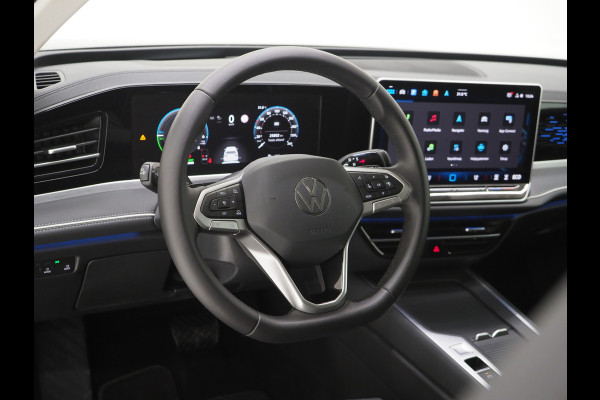 Volkswagen Passat Variant 1.5 eHybrid 204PK | Leder/Alcantara | Massage | Stoelkoeling | Trekhaak | HUD | 360 | Keyless