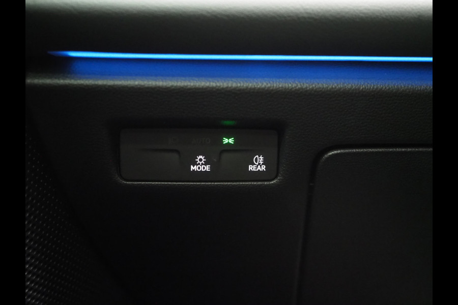 Volkswagen Passat Variant 1.5 eHybrid 204PK | Leder/Alcantara | Massage | Stoelkoeling | Trekhaak | HUD | 360 | Keyless