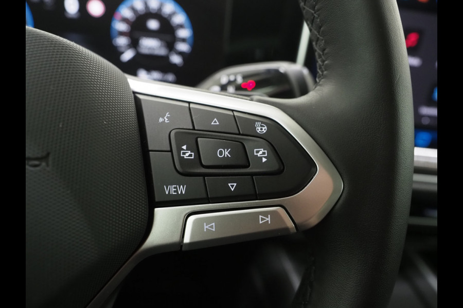 Volkswagen Passat Variant 1.5 eHybrid 204PK | Leder/Alcantara | Massage | Stoelkoeling | Trekhaak | HUD | 360 | Keyless