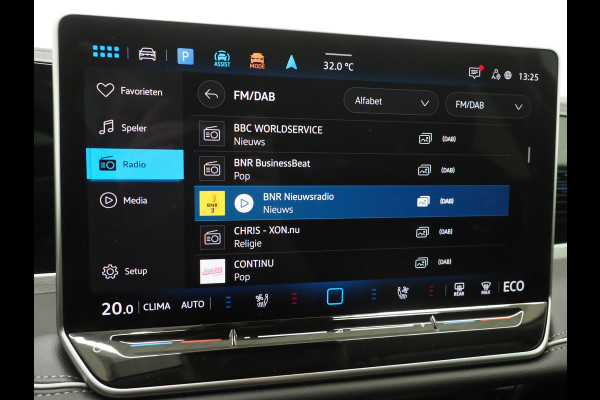 Volkswagen Passat Variant 1.5 eHybrid 204PK | Leder/Alcantara | Massage | Stoelkoeling | Trekhaak | HUD | 360 | Keyless