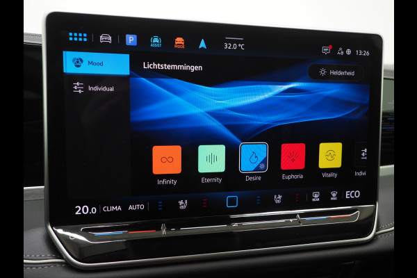 Volkswagen Passat Variant 1.5 eHybrid 204PK | Leder/Alcantara | Massage | Stoelkoeling | Trekhaak | HUD | 360 | Keyless