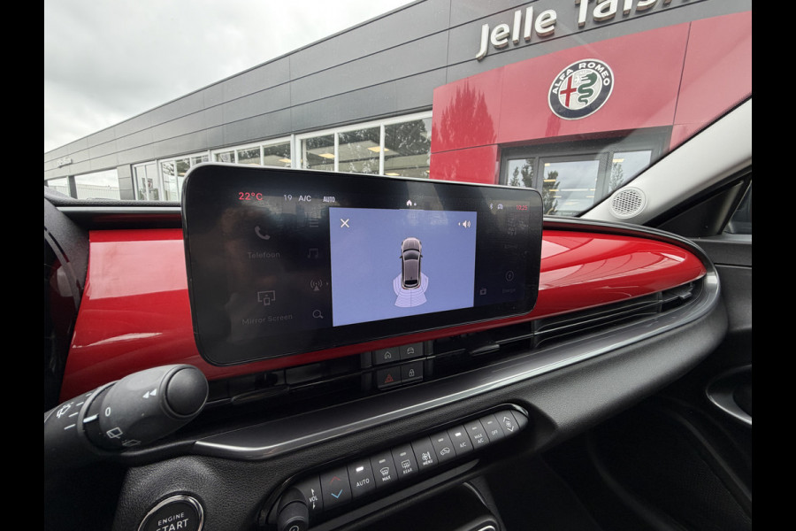 Fiat 600E RED 54 kWh | Apple/Android CarPlay | Parkeersensoren