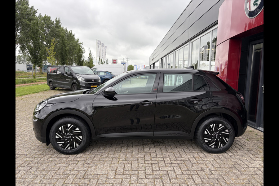 Fiat 600E RED 54 kWh | Apple/Android CarPlay | Parkeersensoren