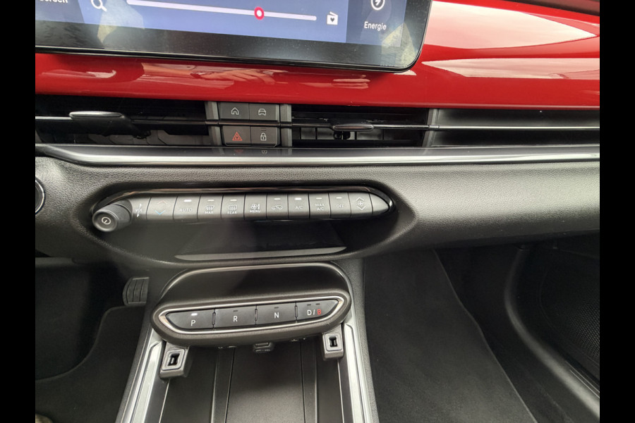 Fiat 600E RED 54 kWh | Apple/Android CarPlay | Parkeersensoren