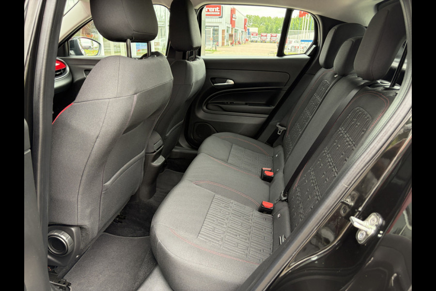 Fiat 600E RED 54 kWh | Apple/Android CarPlay | Parkeersensoren