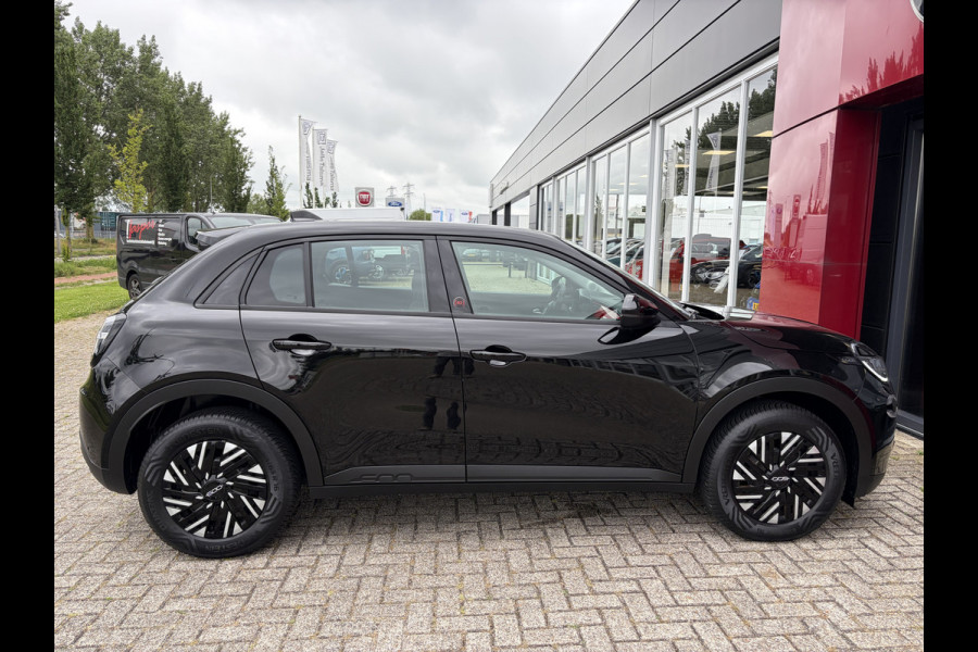 Fiat 600E RED 54 kWh | Apple/Android CarPlay | Parkeersensoren