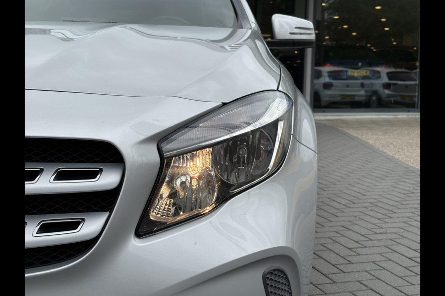 Mercedes-Benz GLA 180 Business Solution | Automaat | Trekhaak | Elek. Kofferklep | Camera | Dealer onderhouden