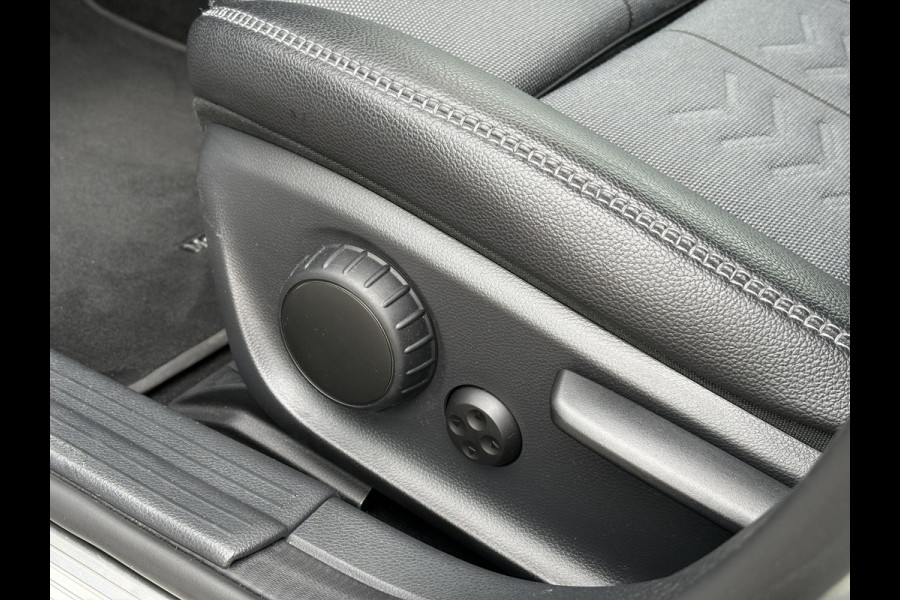 Mercedes-Benz GLA 180 Business Solution | Automaat | Trekhaak | Elek. Kofferklep | Camera | Dealer onderhouden