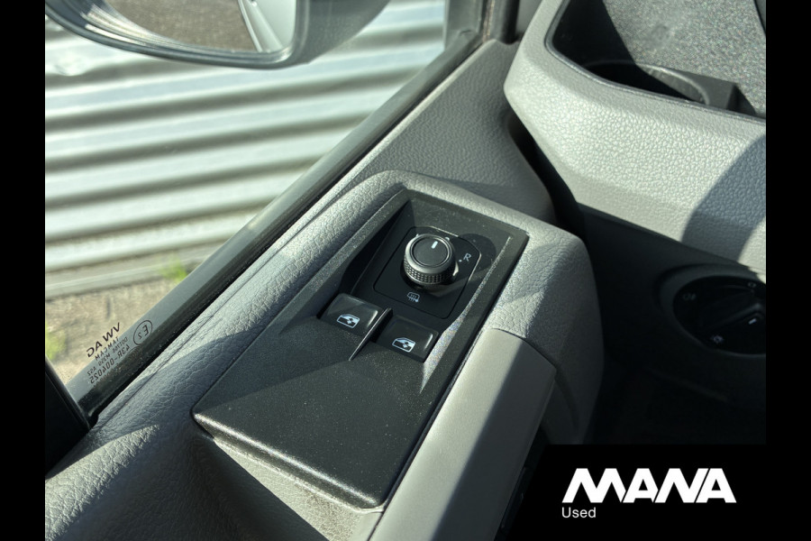 Volkswagen Crafter 35 2.0 TDI L3H3 177pk Automaat LED Standkachel Carplay Airco