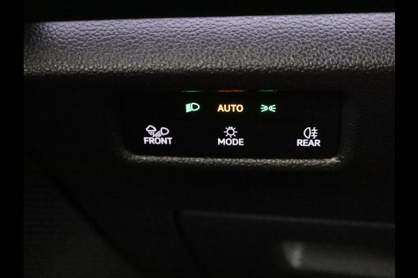 Volkswagen Tiguan 1.5 eHybrid R-Line Edition 272 pk Automaat (DSG) | Verlengde garantie | Navigatie | Panoramadak | Trekhaak (wegklapbaar) | Parkeersensoren (Park assist) | Rondomzicht camera | Matrix LED koplampen | R-Line |