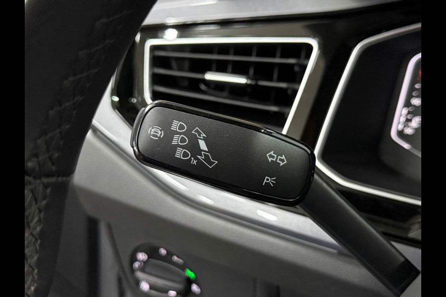 Volkswagen Polo 1.0 TSI Volkswagen Polo 1.0 TSI Style|IQ.Light Matrix LED|ACC|Virtual Cockpit|Navigatie Pro|Camera|Clima|17 Inch