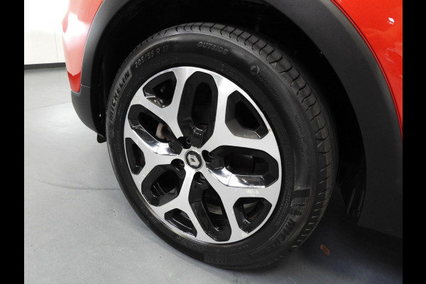 Renault Captur 1.2 TCe Aut. Intens NAVI/CLIMA/LED/TREKH./17"LMV!