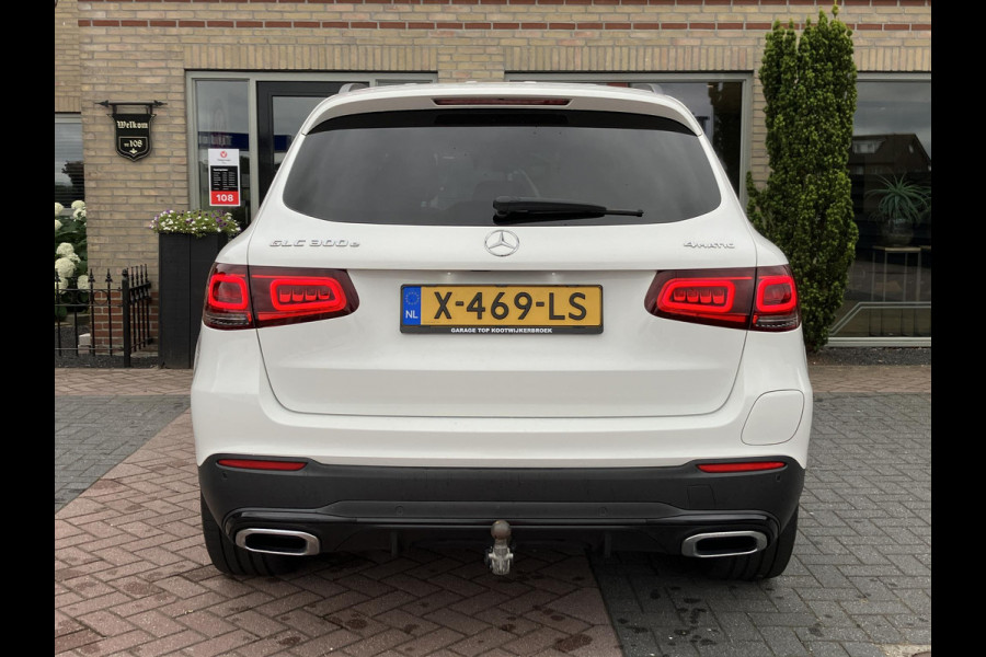 Mercedes-Benz GLC 300e 4MATIC AMG | MBUX | Trekhaak | Leder