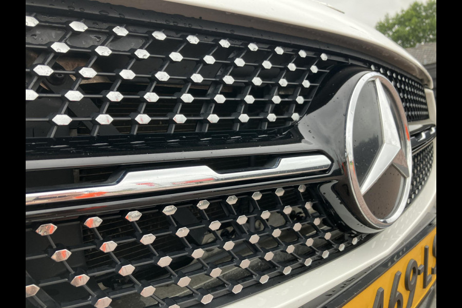 Mercedes-Benz GLC 300e 4MATIC AMG | MBUX | Trekhaak | Leder