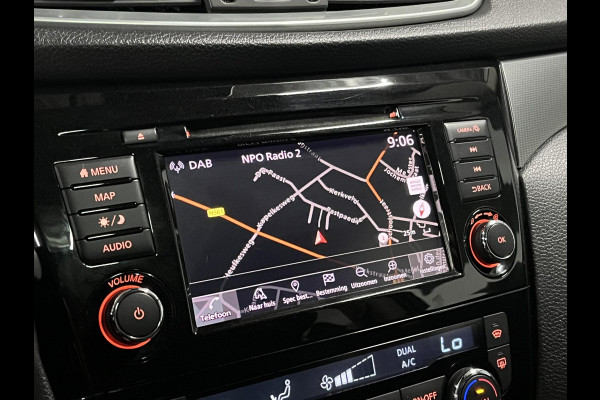 Nissan QASHQAI 1.3 DIG-T Tekna Trekhaak | Panorama dak | Adapt. cruise control | Stoelverwarming | Camera | Navigatie | Carplay | 360 camera
