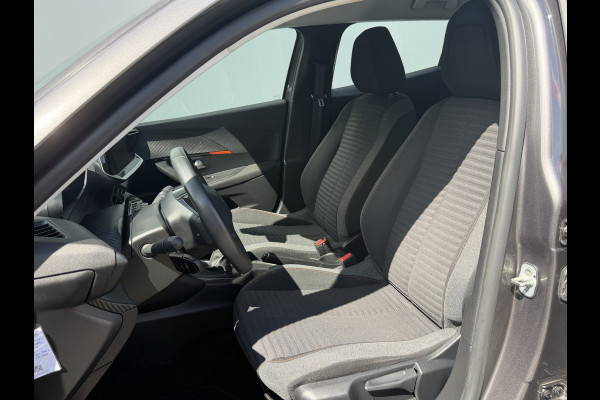 Peugeot 2008 BWJ 2022 | 1.2T 101PK Active Pack NWE DISTRIBUTIE | CLIMA | PDC | NAVI | CRUISE | CARPLAY | LICHTMETAAL |