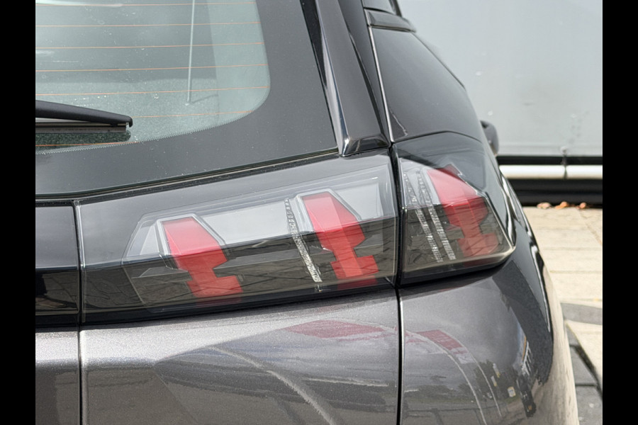 Peugeot 2008 BWJ 2022 | 1.2T 101PK Active Pack NWE DISTRIBUTIE | CLIMA | PDC | NAVI | CRUISE | CARPLAY | LICHTMETAAL |