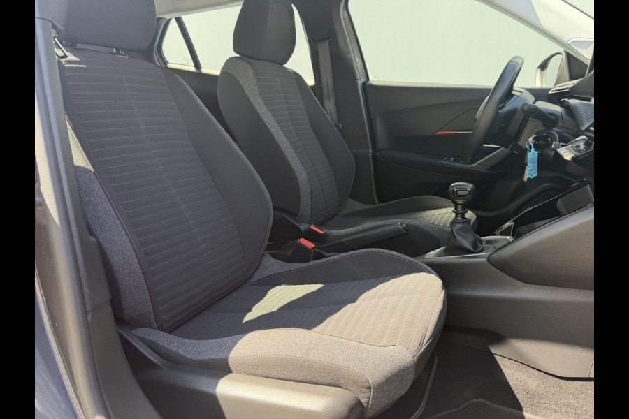 Peugeot 2008 BWJ 2022 | 1.2T 101PK Active Pack NWE DISTRIBUTIE | CLIMA | PDC | NAVI | CRUISE | CARPLAY | LICHTMETAAL |