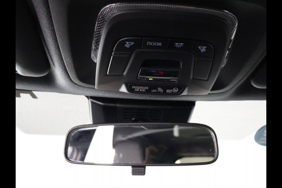 Toyota Corolla Touring Sports 1.8 HYBRID 140PK SILVERLINE ACTIVE GARANTIE 2034 ! . NAVIGATIE . ADAPTIEVE CRUISE CONTROLE . ACHTERUITRIJ CAMERA .