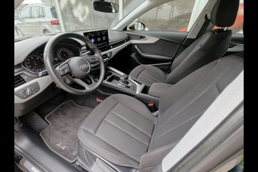 Audi A4 Limousine 35 TFSI Pro Line / Carplay / 17'' LM / LED / Sensoren V+A