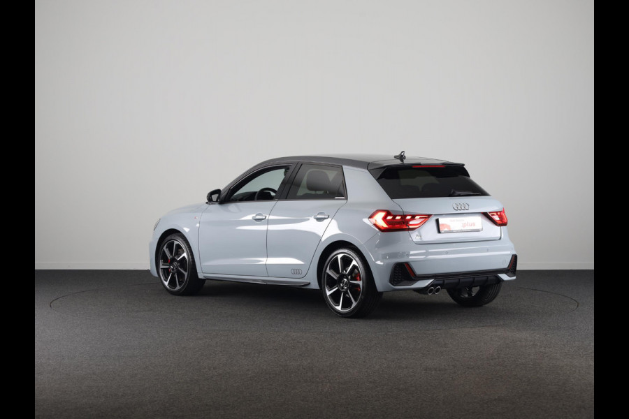 Audi A1 Sportback 40 TFSI S Line 207pk | Led koplampen | 18 inch Lichtmetalen velgen | Sportstoelen | Stoelverwarming | Navigatie