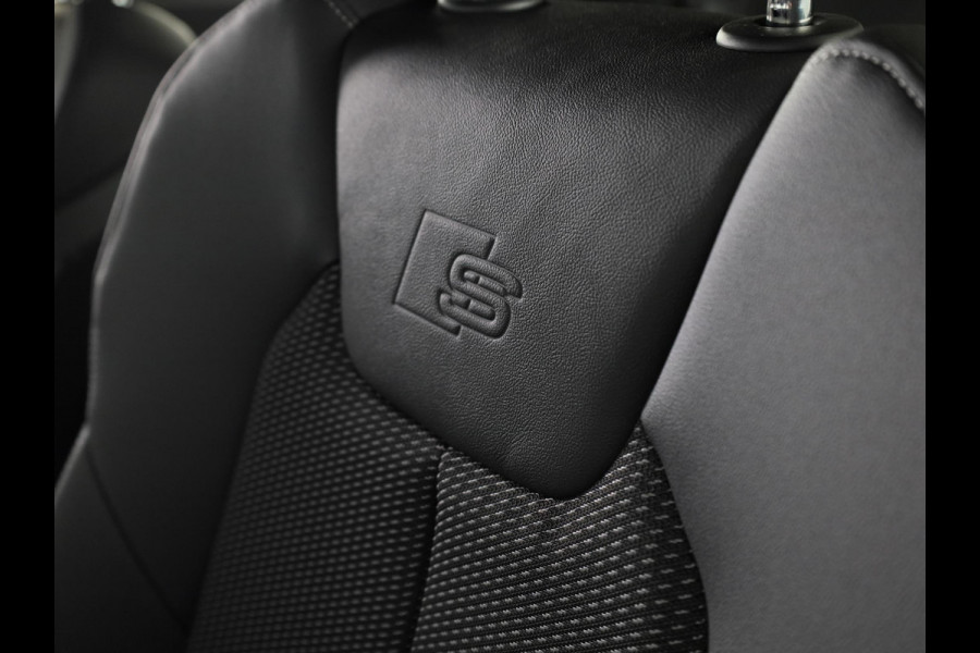 Audi A1 Sportback 40 TFSI S Line 207pk | Led koplampen | 18 inch Lichtmetalen velgen | Sportstoelen | Stoelverwarming | Navigatie