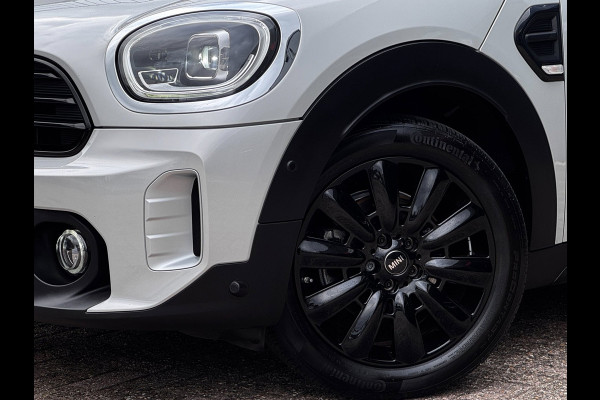 MINI Countryman 1.5 Cooper Chili | Pano | Trekhaak | NL-Auto | Leder | Harman Kardon | Stoelverwarming | HUD | Climate Control