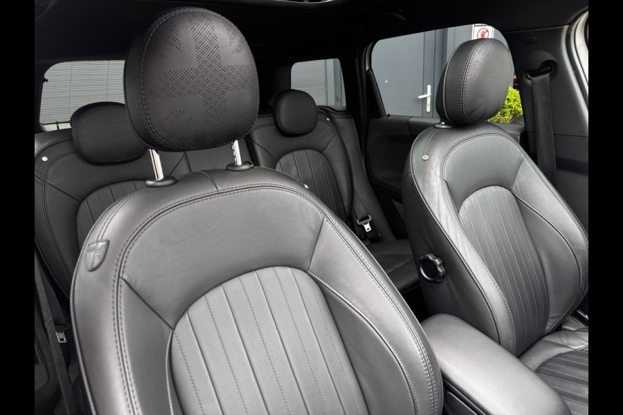 MINI Countryman 1.5 Cooper Chili | Pano | Trekhaak | NL-Auto | Leder | Harman Kardon | Stoelverwarming | HUD | Climate Control
