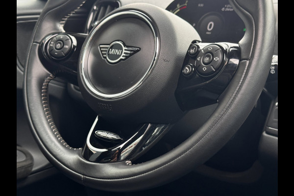 MINI Countryman 1.5 Cooper Chili | Pano | Trekhaak | NL-Auto | Leder | Harman Kardon | Stoelverwarming | HUD | Climate Control