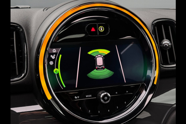 MINI Countryman 1.5 Cooper Chili | Pano | Trekhaak | NL-Auto | Leder | Harman Kardon | Stoelverwarming | HUD | Climate Control